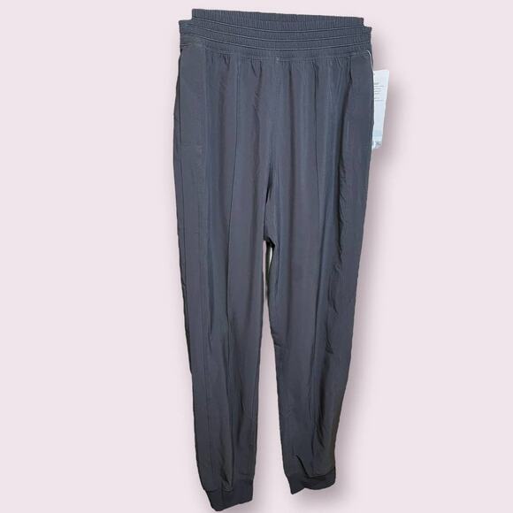 NWT Lululemon Black Wanderer Joggers - Picture 3 of 6